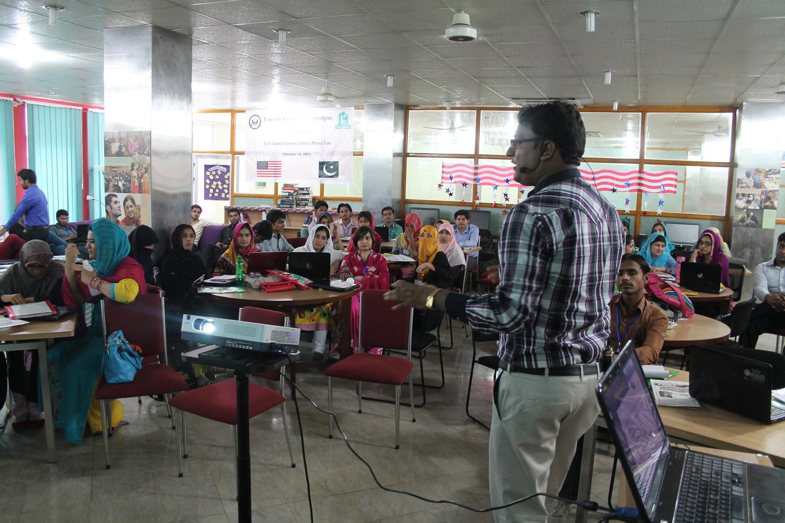 Training workshop at Lincoln Corner Bahawalpur with U.S.-Pakistan themed decor